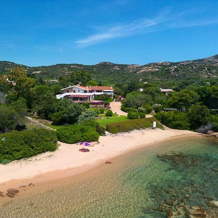Baia Dorata Beach Apartment Porto Istana Luaran gambar