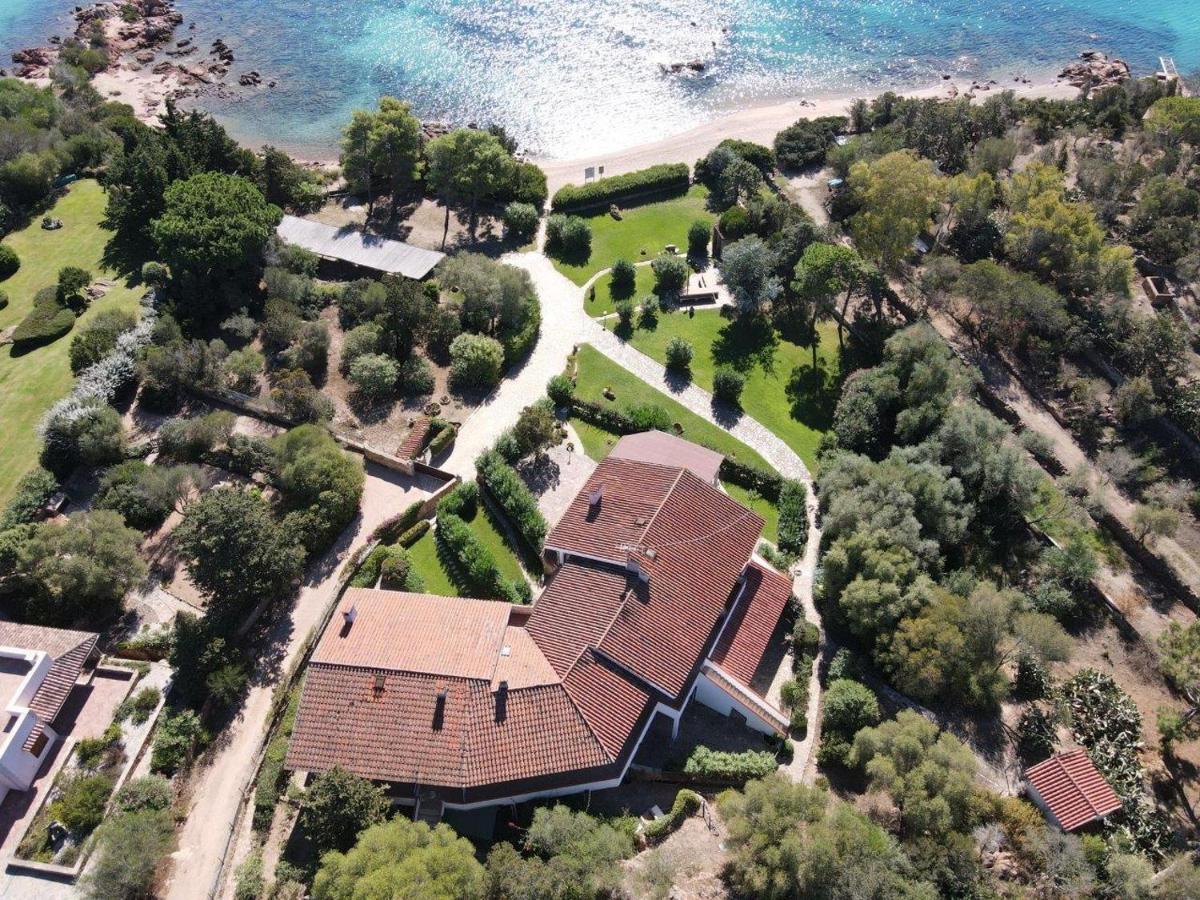 Baia Dorata Beach Apartment Porto Istana Luaran gambar