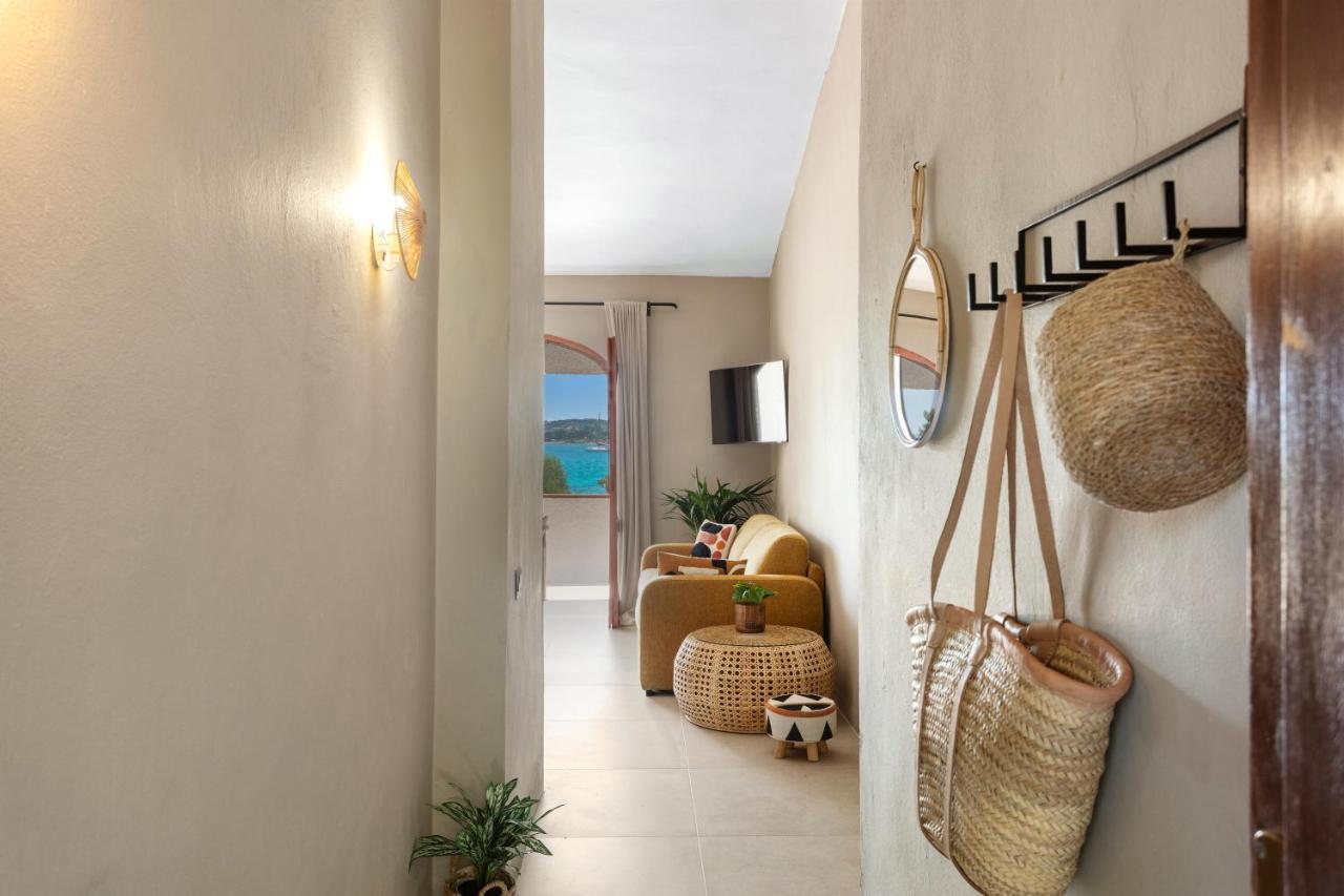 Baia Dorata Beach Apartment Porto Istana Luaran gambar